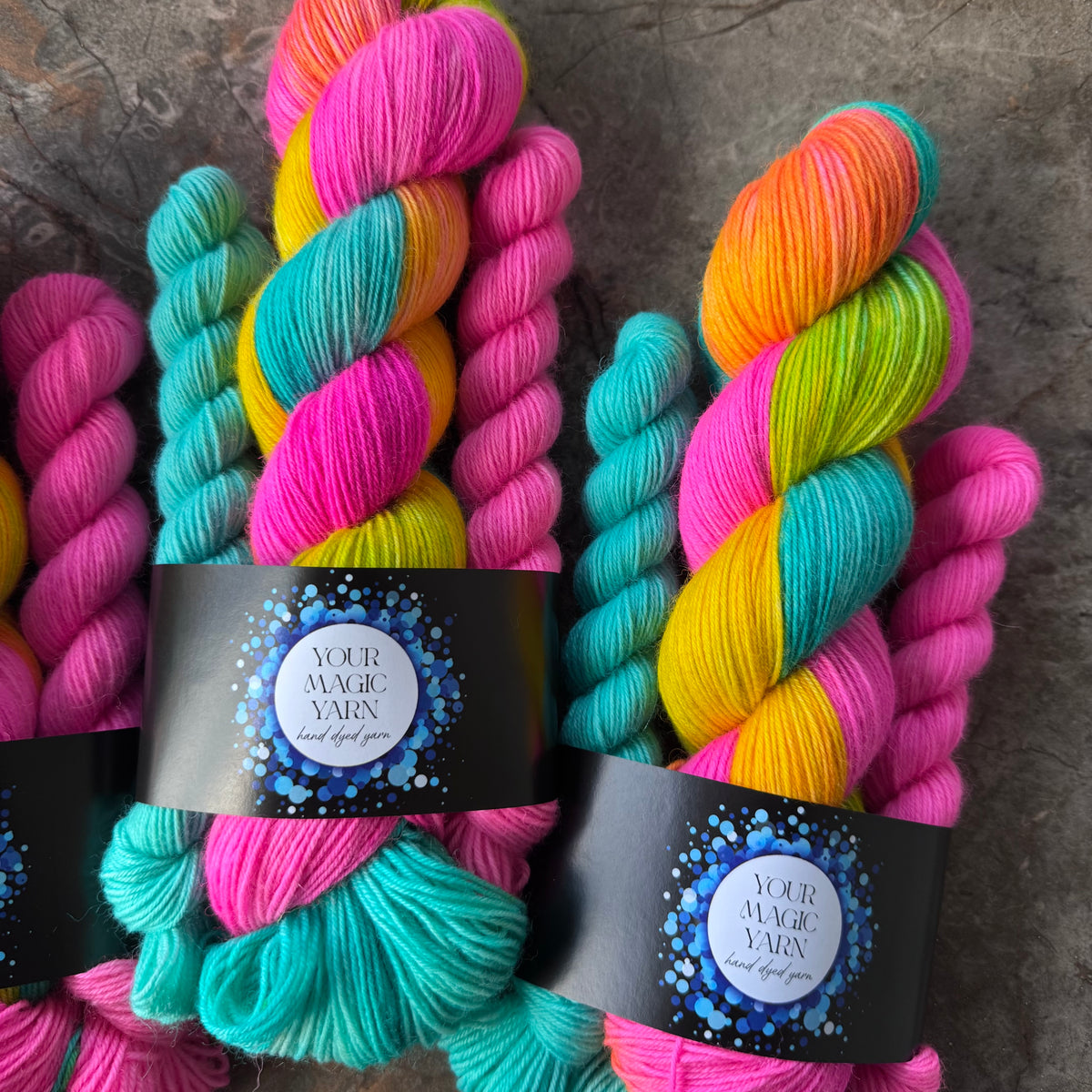 Vibrant Pulse - Socks Set Yarn