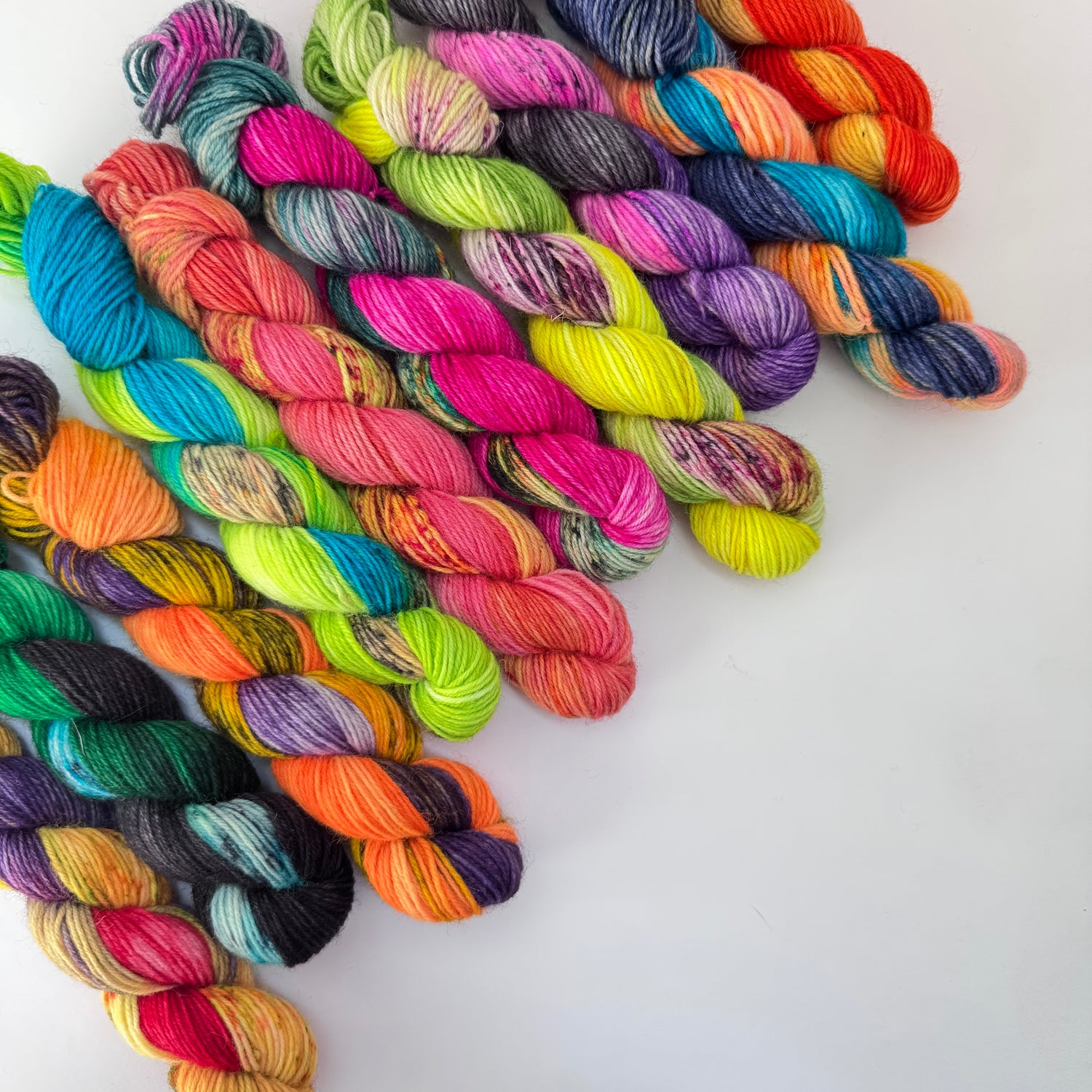 Set of mini skeins