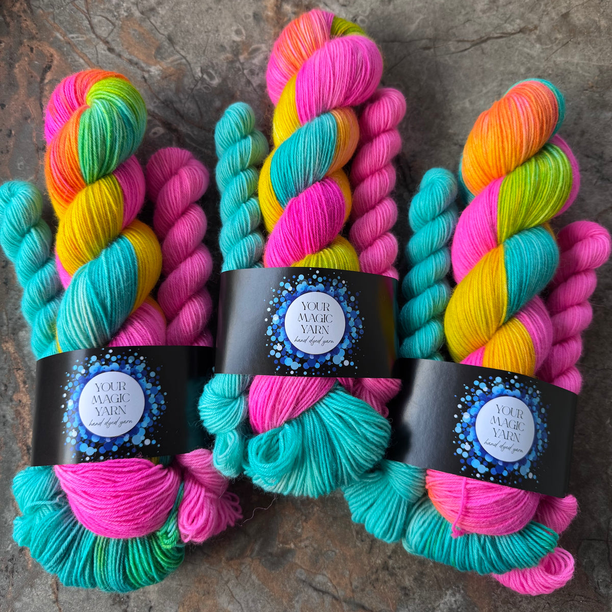 Vibrant Pulse - Socks Set Yarn